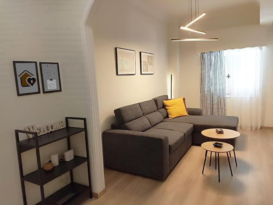 Kouki House Apartment เอเธนส์ ภายนอก รูปภาพ